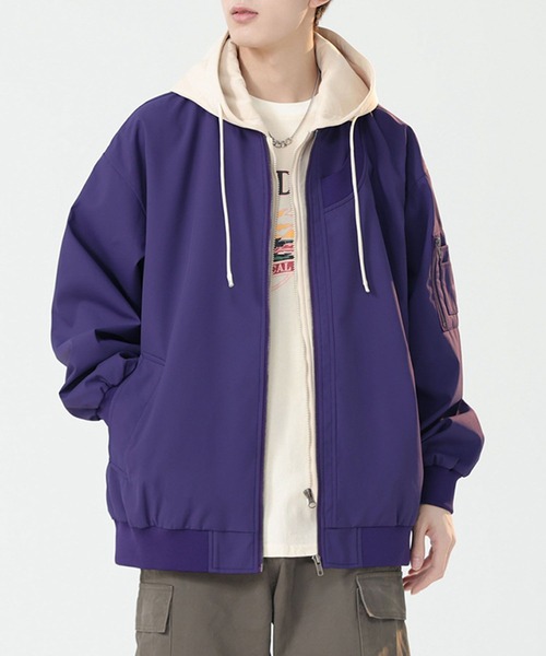 aimoha（アイモハ）の「撥水加工フード付きMA-1ジャケット/Water-repellent hooded MA-1 jacket（MA-1・メンズ・ブラック/ライトベージュ/パープル・MEDIUM/LARGE/X-LARGE）」の6枚目の写真