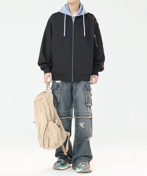 aimoha（アイモハ）の「撥水加工フード付きMA-1ジャケット/Water-repellent hooded MA-1 jacket（MA-1・メンズ・ブラック/ライトベージュ/パープル・MEDIUM/LARGE/X-LARGE）」の10枚目の写真