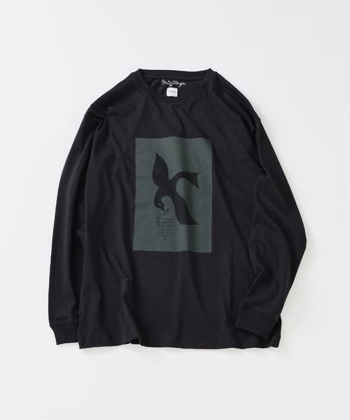 EDIFICE(エディフィス)の「Mic Itaya(ミック・イタヤ) 別注 アート プリント ロング Tシャツ(Tシャツ/カットソー・メンズ・ホワイト/カーキ/ブラック/ベージュ・LARGE/MEDIUM)」の1枚目の写真
