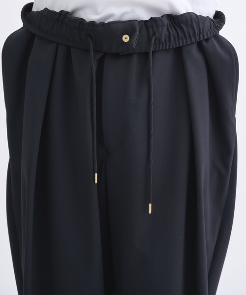 CULLNI（クルニ）の「【CULLNI】別注 Wool Wide Pants/別注 ウールワイドパンツ（スラックス・メンズ・ブラック/ベージュ/ネイビー/カーキ・1/2）」の10枚目の写真