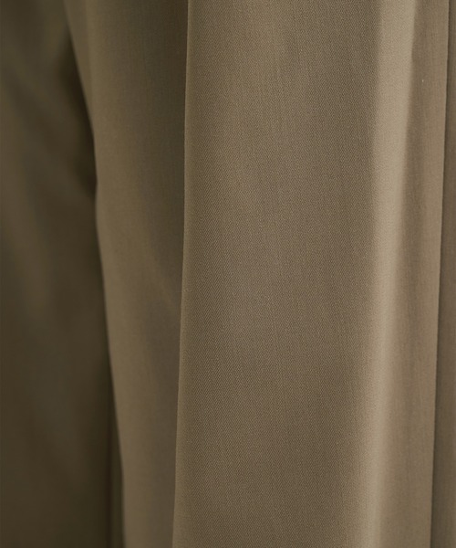 CULLNI（クルニ）の「【CULLNI】別注 Wool Wide Pants/別注 ウールワイドパンツ（スラックス・メンズ・ブラック/ベージュ/ネイビー/カーキ・1/2）」の15枚目の写真