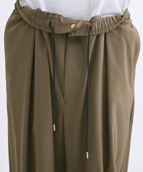 CULLNI（クルニ）の「【CULLNI】別注 Wool Wide Pants/別注 ウールワイドパンツ（スラックス・メンズ・ブラック/ベージュ/ネイビー/カーキ・1/2）」の16枚目の写真