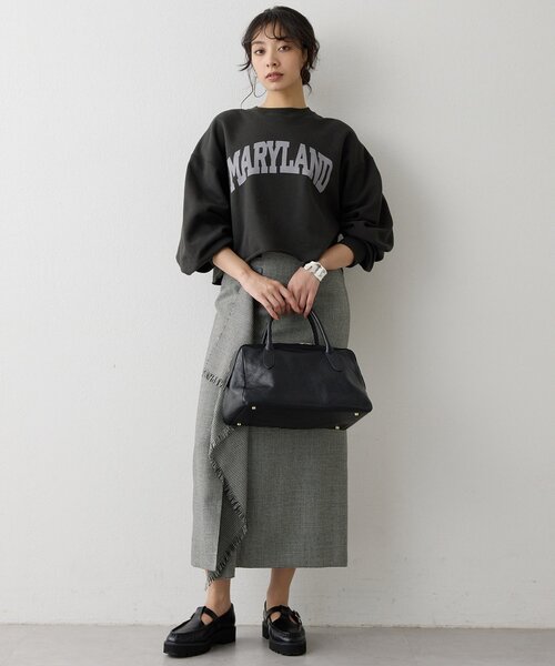Whim Gazette（ウィムガゼット）の「裏毛ロゴプルオーバー（スウェット