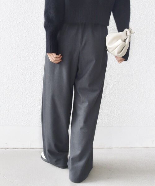 SHIPS（シップス）の「〈手洗い可能〉両面起毛 ポケット デザイン ドロスト パンツ（その他パンツ・レディース・ブラック/ネイビー/オフホワイト/ダークグレー・34/36/38/40）」の9枚目の写真