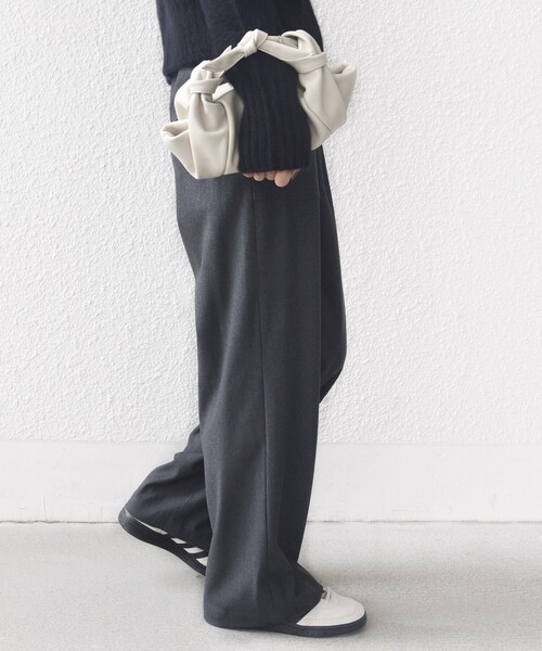 SHIPS（シップス）の「〈手洗い可能〉両面起毛 ポケット デザイン ドロスト パンツ（その他パンツ・レディース・ブラック/ネイビー/オフホワイト/ダークグレー・34/36/38/40）」の10枚目の写真