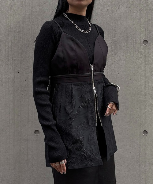 &g'aime（アンジェム）の「【&g'aime】ジャガードビスチェ　Jacquard Bustier（ベスト・レディース・ブラック/グレイッシュベージュ・FREE）」の4枚目の写真