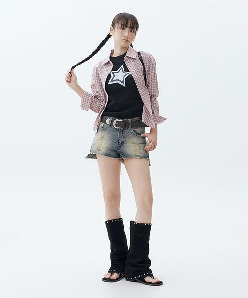 AVANDRESS(アバンドレス )の「シー ミニマル チェック シャツ - 3COL(シャツ/ブラウス・レディース・ブラック/パープル/ブルー・FREE)」の9枚目の写真