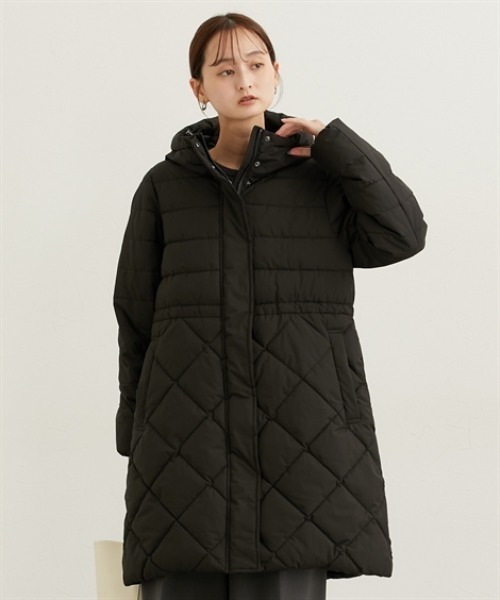 nissen（ニッセン）の「キルトＭＩＸファイバーダウンコート（ダウンジャケット/コート・レディース・ネイビー/チャコール/ブラック・M/L/LL）」の2枚目の写真