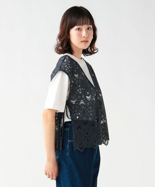 BEAMS HEART(ビームスハート)の「レースベスト セット 半袖 プルオーバー (セットアイテム)(Tシャツ/カットソー・レディース・オフホワイト/チャコールグレー/イエロー・FREE)」の10枚目の写真