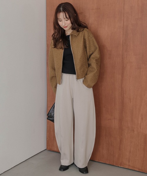 AMELY(エミリー)の「裏起毛 パネルライン フリース カーブパンツ(スウェットパンツ・レディース・カーキ/ブラック/グレー/ベージュ/モカ・フリー)」の19枚目の写真
