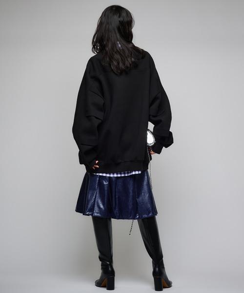 Narcissus（ナルシス）の「【ユニセックス】バルーンスウェット/オーバーサイズ（スウェット・レディース・ブラック/レッド・FREE）」の9枚目の写真