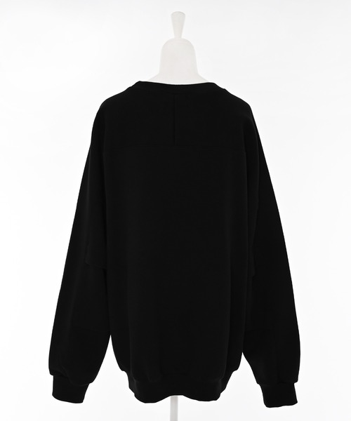 Narcissus（ナルシス）の「【ユニセックス】バルーンスウェット/オーバーサイズ（スウェット・レディース・ブラック/レッド・FREE）」の17枚目の写真