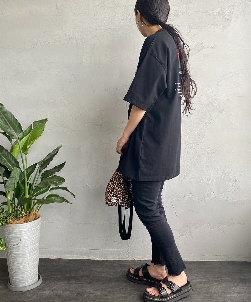 NANGA（ナンガ）の「【WEB先行予約】[NANGA/ナンガ] 別注 ヒストリーロゴ バックプリントTシャツ（Tシャツ/カットソー・レディース・ホワイト/グレー/ブラック・M/S/XL/L）」の5枚目の写真