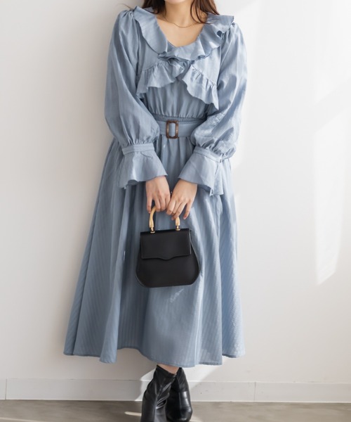 CLETTE（クレット）の「CLETTEオリジナルクロスフリルデザインワンピース（ワンピース・レディース・ネイビー/ブルー・3L/LL/4L）」の2枚目の写真