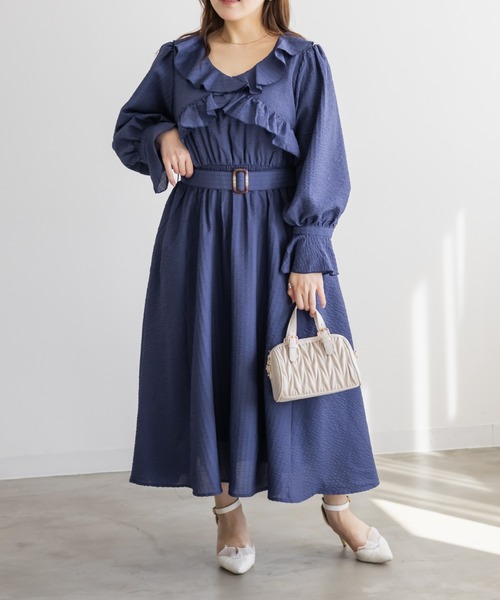 CLETTE（クレット）の「CLETTEオリジナルクロスフリルデザインワンピース（ワンピース・レディース・ネイビー/ブルー・3L/LL/4L）」の4枚目の写真