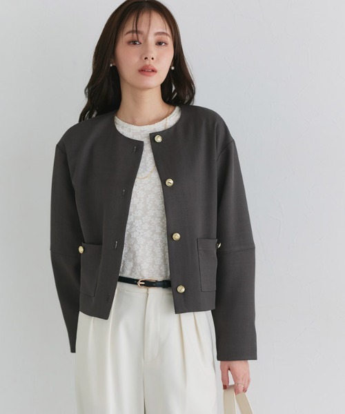 Pierrot（ピエロ）の「ゴールドボタンノーカラージャケット（ノーカラージャケット・レディース・ネイビー/チャコール・M/L）」の16枚目の写真