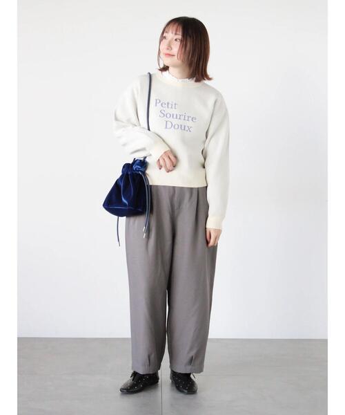 Te chichi TERRASSE（テチチテラス）の「フロントロゴニットプルオーバー（ニット/セーター・レディース・ベージュ/オフホワイト/ネイビー/グレー・F）」の5枚目の写真