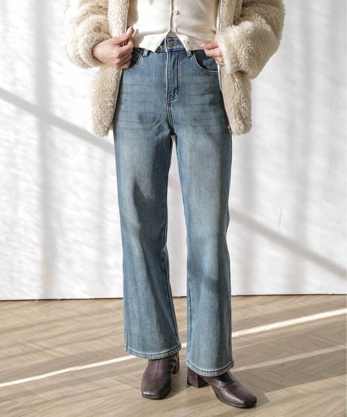 La-gemme(ラジェム)の「【裏起毛】ストレートデニムパンツ(デニムパンツ・レディース・ブルー・27/30/29/28)」の3枚目の写真