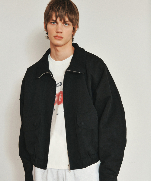 HEUTE(ホイテ)の「DOUBLE STITCH RIP BLOUSON JACKET (BLACK)(ブルゾン・メンズ・ブラック・M/L)」の1枚目の写真