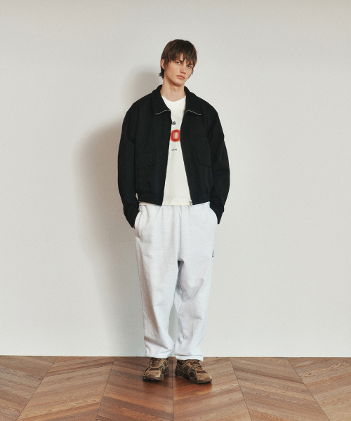 HEUTE(ホイテ)の「DOUBLE STITCH RIP BLOUSON JACKET (BLACK)(ブルゾン・メンズ・ブラック・M/L)」の4枚目の写真