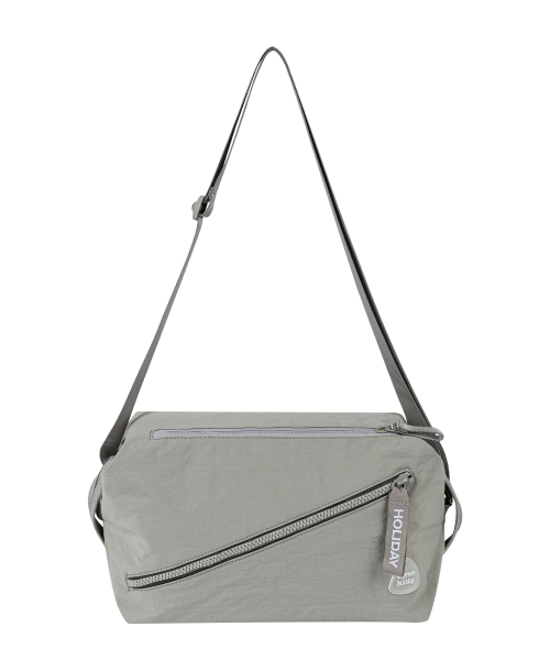 Express Holiday(エクスプレスホリデー)の「トレイルクロスバッグ_グレー(メッセンジャーバッグ・レディース・その他・ONE SIZE)」の2枚目の写真