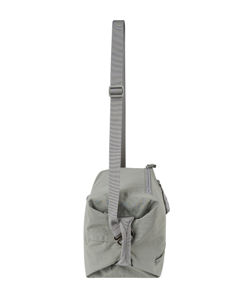 Express Holiday（エクスプレスホリデー）の「トレイルクロスバッグ_グレー（メッセンジャーバッグ・レディース・その他・ONE SIZE）」の3枚目の写真