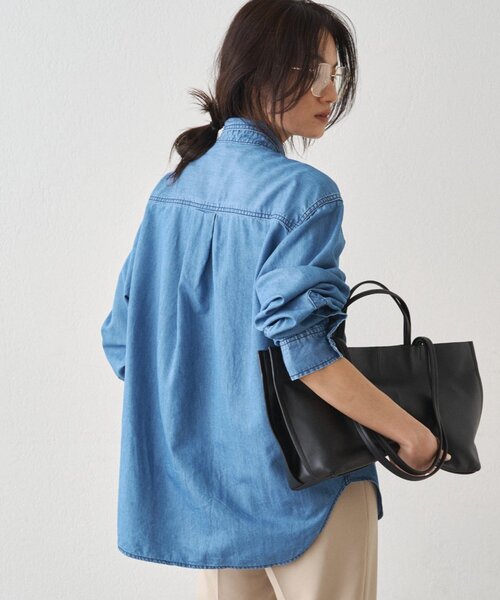 LOUNGEDRESS（ラウンジドレス）の「ライトデニムボウタイブラウス（シャツ/ブラウス・レディース・ブルー/オフホワイト・FREE）」の22枚目の写真