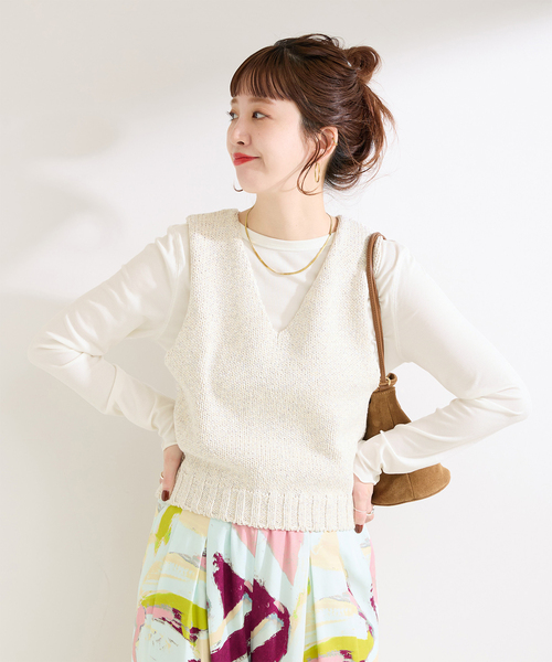 B.C STOCK（ベーセーストック）の「手洗い可 / MIXラメニットベスト（ベスト・レディース・ホワイト/ブラック・FREE）」の2枚目の写真