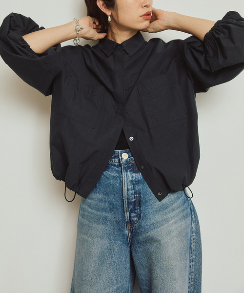 VERMEIL par iena(ヴェルメイユパーイエナ)の「Drawstring シャツ(シャツ/ブラウス・レディース・ホワイト/ネイビー・FREE)」の5枚目の写真