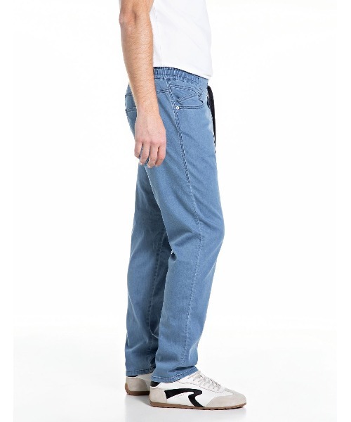 REPLAY（リプレイ）の「リラックステーパードLANNY Touch denim（デニムパンツ・メンズ・ブルー・W34xL30/W32xL30/W30xL30/W28xL30/W33xL30/W31xL30/W36xL30/W29xL30）」の4枚目の写真