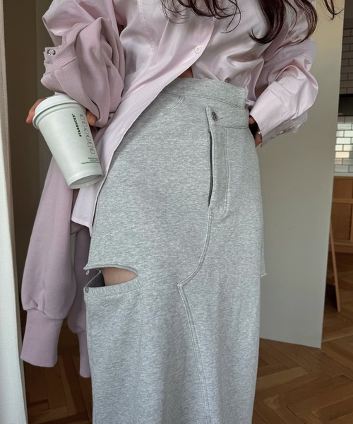 WILLFULLY（ウィルフリー）の「back bi color patchwork remake sweat SK（スカート・レディース・ヘザーグレー/ブラック・S/M）」の17枚目の写真