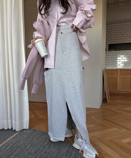 WILLFULLY（ウィルフリー）の「back bi color patchwork remake sweat SK（スカート・レディース・ヘザーグレー/ブラック・S/M）」の3枚目の写真