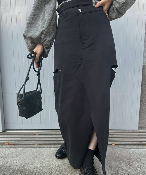 WILLFULLY（ウィルフリー）の「back bi color patchwork remake sweat SK（スカート・レディース・ヘザーグレー/ブラック・S/M）」の11枚目の写真