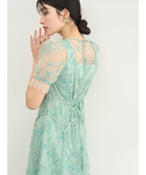 LILY BROWN(リリーブラウン)の「パネルラインエンブロイダリ―ドレス(ドレス・レディース・ブラック/グリーン/イエロー・0/1)」の14枚目の写真