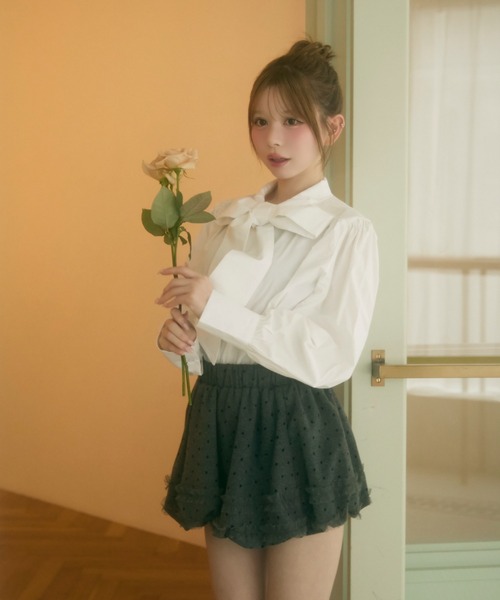 TITTY&CO.(ティティーアンドコー)の「リボンタイブラウス(シャツ/ブラウス・レディース・ブルー/ホワイト・FREE)」の21枚目の写真