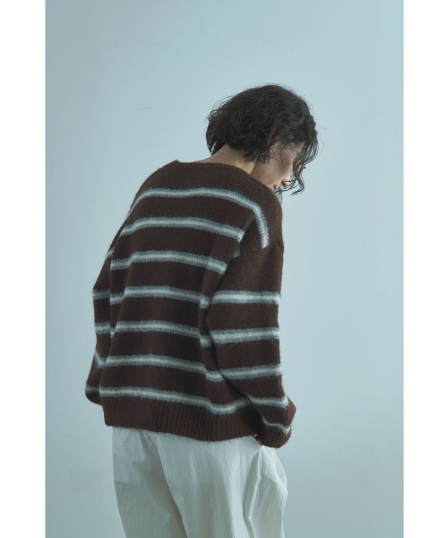 marjour（マージュール）の「AIRY STRIPE KNIT（ニット/セーター・レディース・グレー/ブラウン・M）」の13枚目の写真