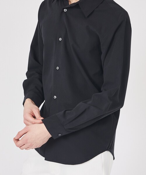 ABAHOUSE GRAY（アバハウスグレイ）の「【リラックスフィット】ピーチサテン レギュラーカラーシャツ（シャツ/ブラウス・メンズ・ブラック/モカ/グレイッシュベージュ/イエロー/グレイッシュブルー・50/48/46）」の16枚目の写真