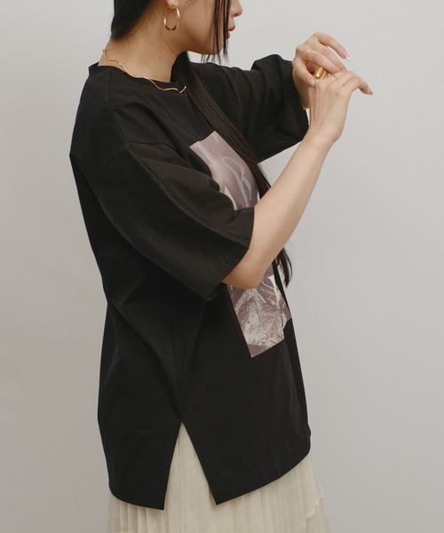 palm RICHE(ポームリシュ)の「異素材袖プリントT(Tシャツ/カットソー・レディース・サックスブルー/ブラック/オフホワイト・M)」の21枚目の写真