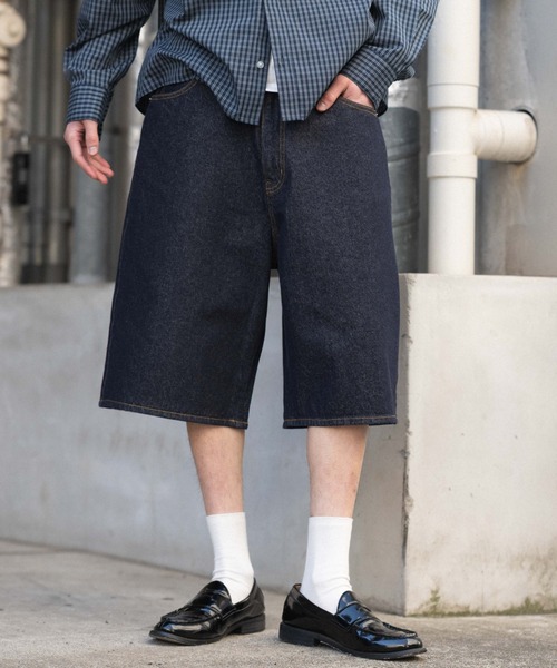 WEGO(ウィゴー)の「WEGO/【26年春夏新作】スーパーバギーデニムショーツ(デニムパンツ・メンズ・インディゴブルー/コバルトブルー/ブラック系3・SMALL/LARGE/MEDIUM)」の2枚目の写真