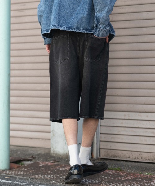 WEGO(ウィゴー)の「WEGO/【26年春夏新作】スーパーバギーデニムショーツ(デニムパンツ・メンズ・インディゴブルー/コバルトブルー/ブラック系3・SMALL/LARGE/MEDIUM)」の12枚目の写真