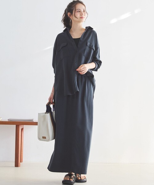23区 L(ニジュウサンクオオキイサイズ)の「ガーメントツイル セミフレア スカート(スカート・レディース・ダークブラウン系/ベージュ系/ネイビー系・44/46)」の11枚目の写真