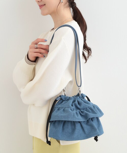 SHOO・LA・RUE(シューラルー)の「デニム巾着ショルダーバッグ(ショルダーバッグ・レディース・サックスブルー/ブルー系その他・00)」の11枚目の写真