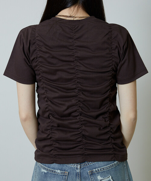 UMBRO(アンブロ)の「UMBRO × PUBLUX/アンブロ 別注 ワンポイント 刺繍 ギャザー Tシャツ 限定展開(Tシャツ/カットソー・レディース・イエロー/ネイビー/ブラウン・フリ-)」の4枚目の写真