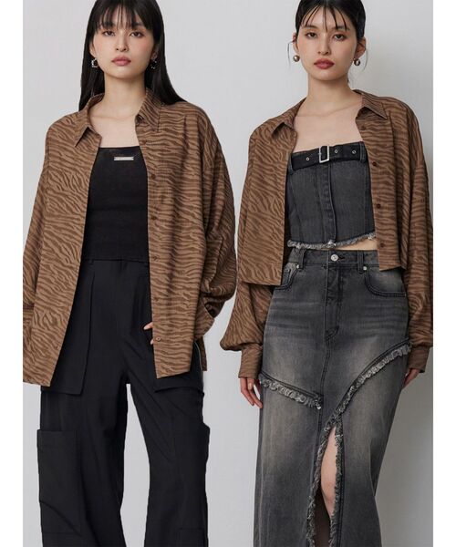 MURUA（ムルーア）の「マットシアーシャツ（シャツ/ブラウス・レディース・その他/ブラック/ホワイト/その他2/ブルー・2/1）」の5枚目の写真