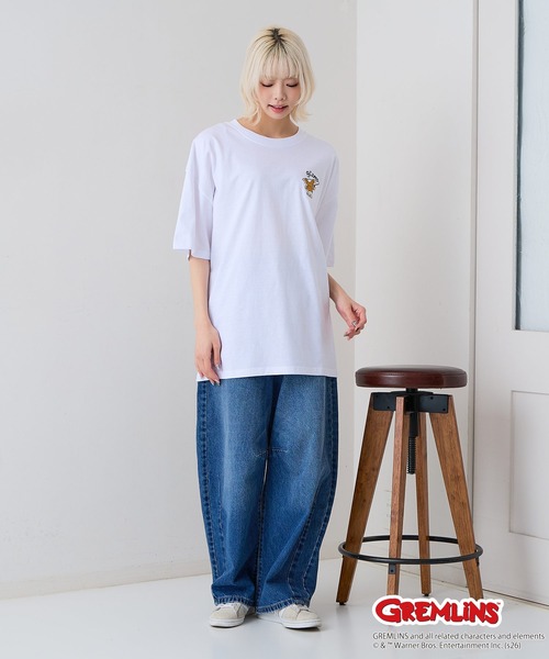 LB/S (エルビーエス)の「【Gremlins/グレムリン】【コットン100%のしっかりした生地】オリジナルデザインTシャツ 半袖 刺繍 ギズモ キャラクター ドロップショルダー アメカジ スケーター ストリート ユニセックス(Tシャツ/カットソー・メンズ・ホワイト系その他2/ブラック系その他/ブルー系その他2/ベージュ系その他・X-LARGE/LARGE/MEDIUM/SMALL)」の12枚目の写真