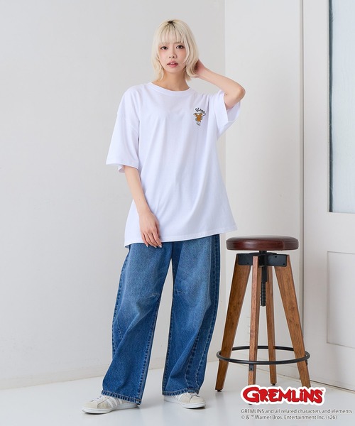 LB/S (エルビーエス)の「【Gremlins/グレムリン】【コットン100%のしっかりした生地】オリジナルデザインTシャツ 半袖 刺繍 ギズモ キャラクター ドロップショルダー アメカジ スケーター ストリート ユニセックス(Tシャツ/カットソー・メンズ・ホワイト系その他2/ブラック系その他/ブルー系その他2/ベージュ系その他・X-LARGE/LARGE/MEDIUM/SMALL)」の5枚目の写真