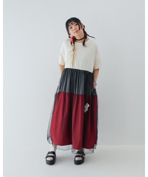 unica(ユニカ)の「アップリケカラフルティアードワンピース laides(ワンピース・レディース・オフホワイト/チャコール/ブラック・F)」の11枚目の写真