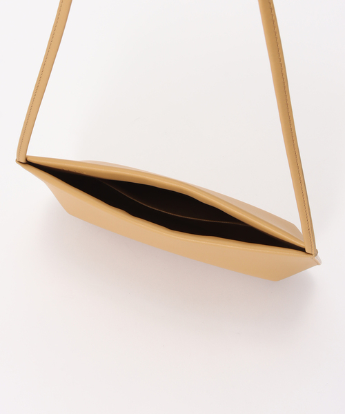 EDIT. FOR LULU（エディットフォールル）の「【FANE/ファン】BRA BAG（クラッチバッグ・レディース・ベージュ・FREE）」の6枚目の写真