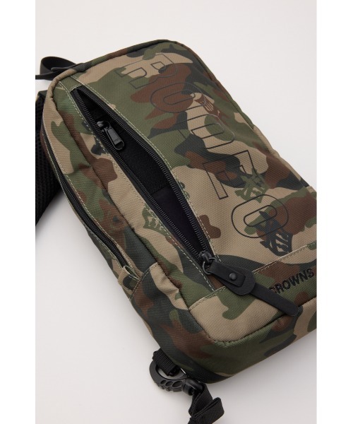 RODEO CROWNS WIDE BOWL（ロデオクラウンズワイドボウル）の「ロゴワンショルダーバッグ（ショルダーバッグ・メンズ・ブラック/カモフラージュ・FREE）」の15枚目の写真