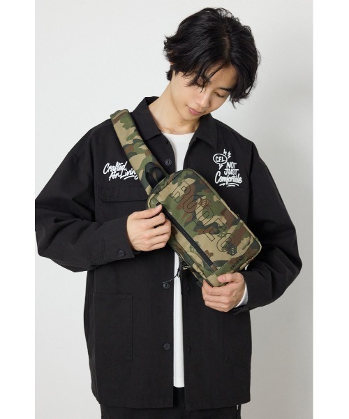 RODEO CROWNS WIDE BOWL（ロデオクラウンズワイドボウル）の「ロゴワンショルダーバッグ（ショルダーバッグ・メンズ・ブラック/カモフラージュ・FREE）」の18枚目の写真